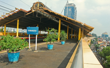 Stasiun Gondangdia